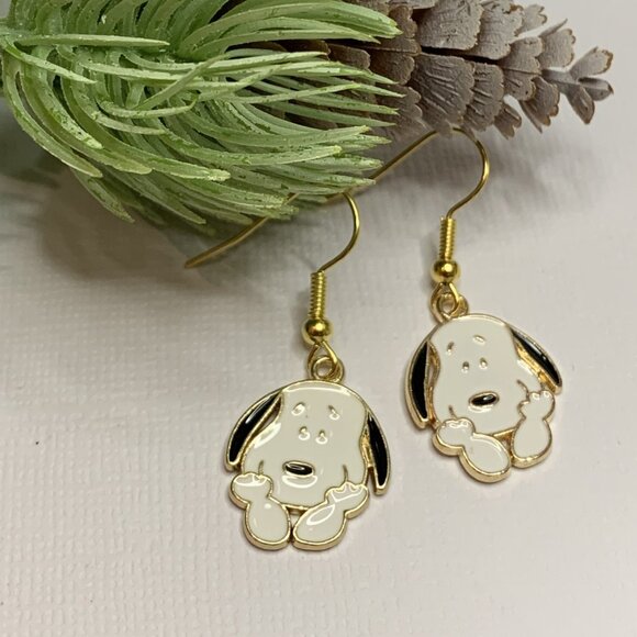 Snoopy Earring, Peanuts Earring, Gift Idea, Snoopy Charm, Peanut Charm, Snoopy - Picture 7 of 7